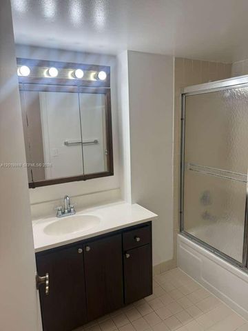 20840 SAN SIMEON WAY 208, Miami, FL 33179