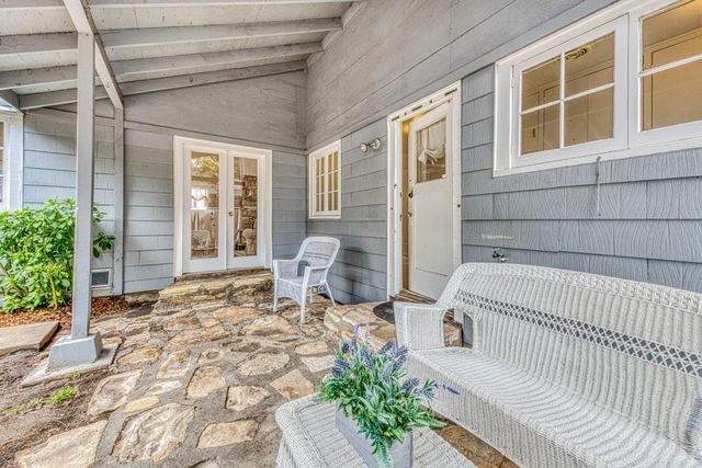 195 Cedar Street, Pacific Grove, CA 93950