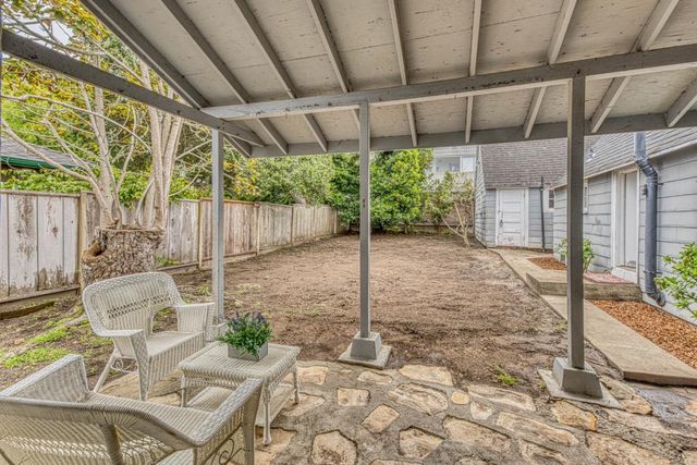 195 Cedar Street, Pacific Grove, CA 93950