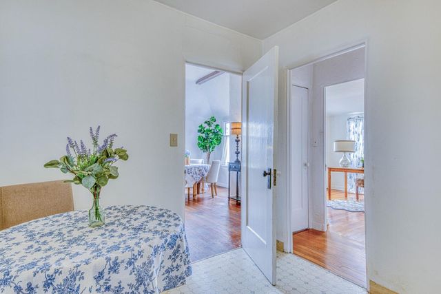 195 Cedar Street, Pacific Grove, CA 93950