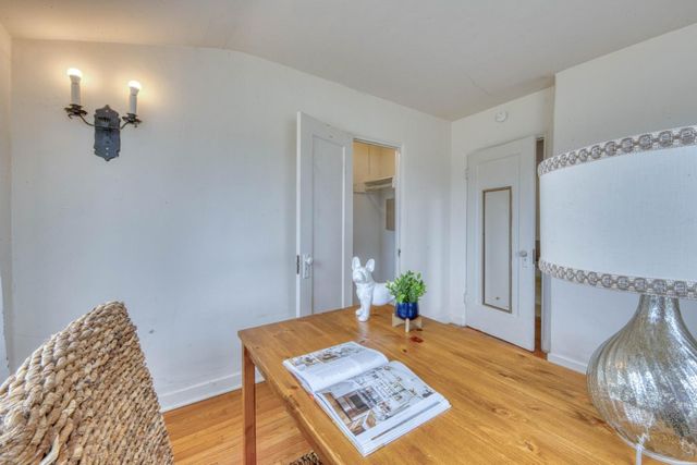 195 Cedar Street, Pacific Grove, CA 93950