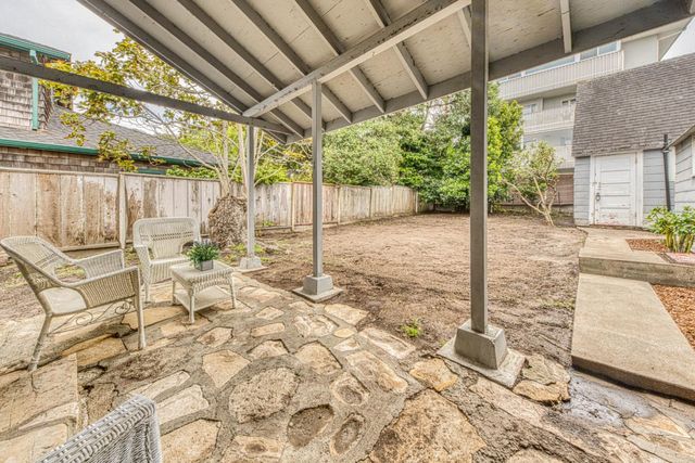 195 Cedar Street, Pacific Grove, CA 93950