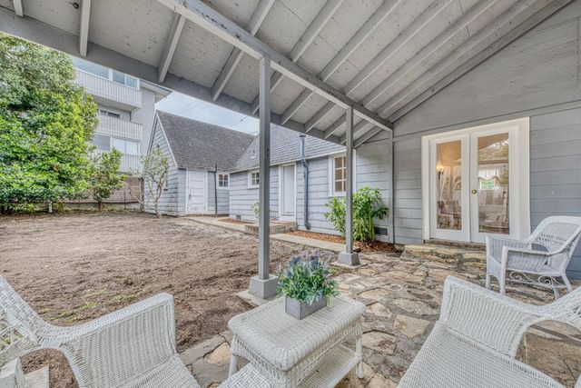 195 Cedar Street, Pacific Grove, CA 93950