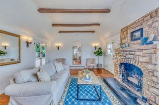 195 Cedar Street, Pacific Grove, CA 93950