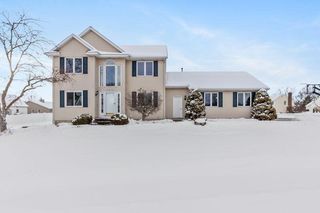 5075 Windybrook Drive, Wyoming, MI 49418