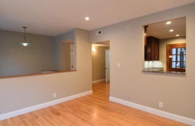 84 Gordon 206, Boston, MA 02135
