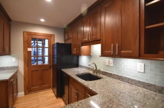 84 Gordon 206, Boston, MA 02135