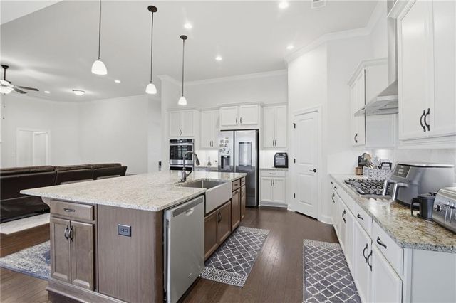 5035 Rathwood Circle SW, Powder Springs, GA 30127