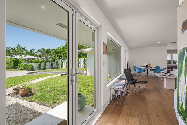 1009 NW 1ST Avenue, Delray Beach, FL 33444