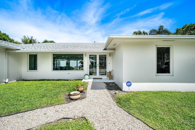 1009 NW 1ST Avenue, Delray Beach, FL 33444