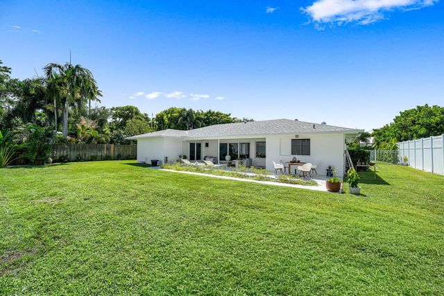 1009 NW 1ST Avenue, Delray Beach, FL 33444