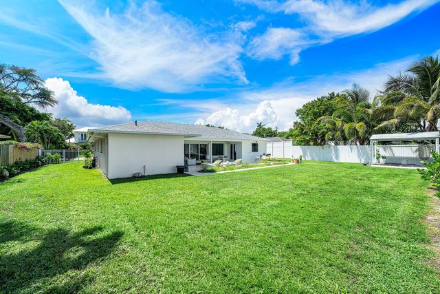 1009 NW 1ST Avenue, Delray Beach, FL 33444