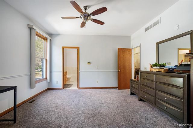 8750 E Pearson, Shelby Twp, MI 48316