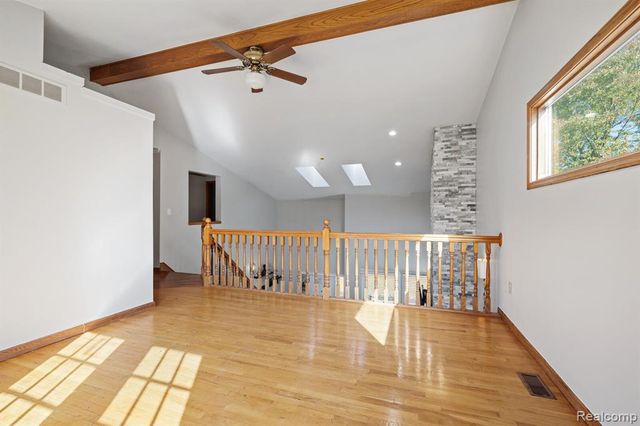 8750 E Pearson, Shelby Twp, MI 48316