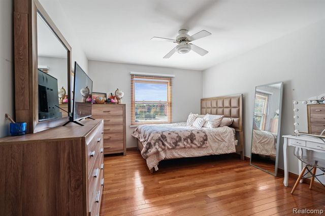 8750 E Pearson, Shelby Twp, MI 48316