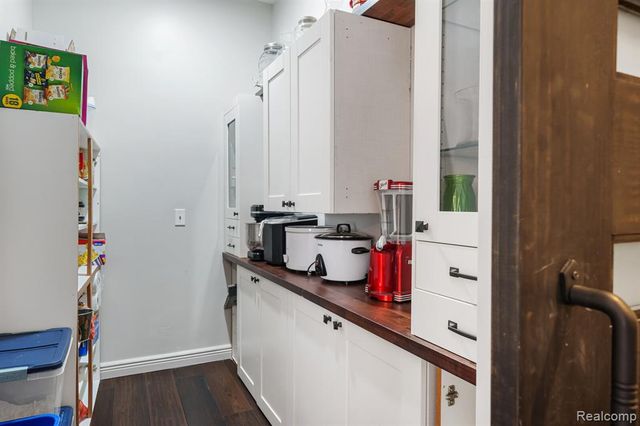 8750 E Pearson, Shelby Twp, MI 48316