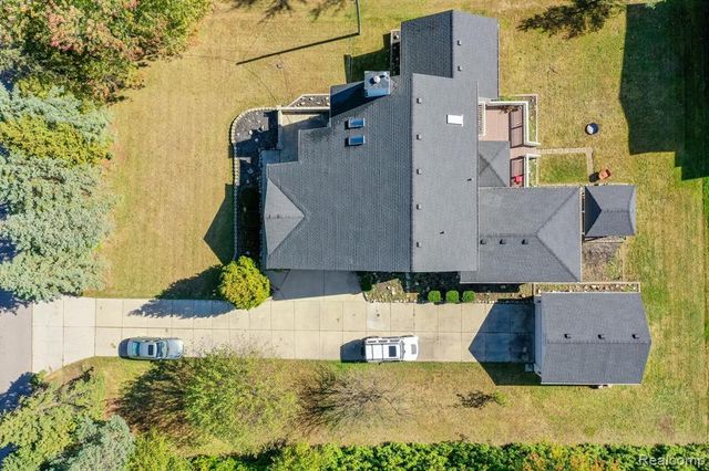 8750 E Pearson, Shelby Twp, MI 48316