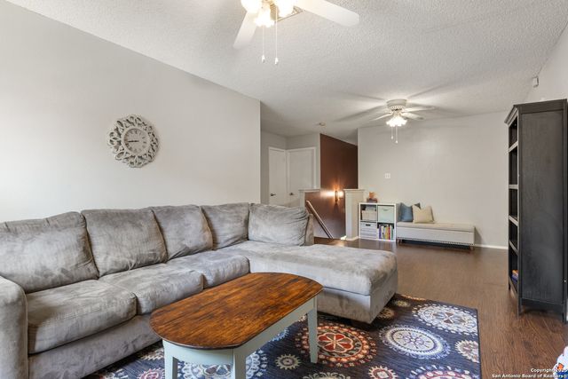 7705 Wood Bluff, San Antonio, TX 78240