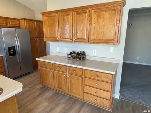 1909 ENGLISH OAK Drive, Washington, IL 61571