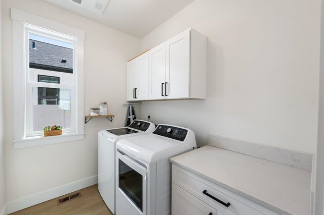 16814 E Baldwin Ave, Spokane Valley, WA 99016