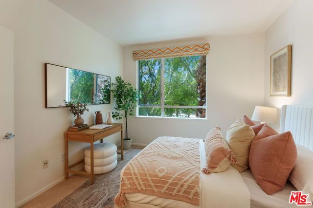 6400 Crescent Parkway 202, Los Angeles, CA 90094
