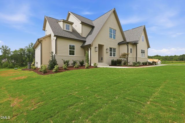 4801 Hopkins Glen Way, Zebulon, NC 27597