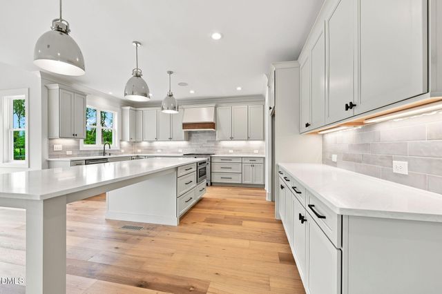 4801 Hopkins Glen Way, Zebulon, NC 27597