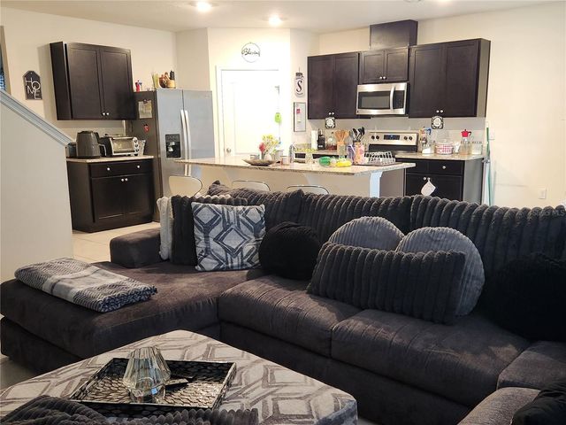 1075 GRIFFON AVENUE, Lake Alfred, FL 33850