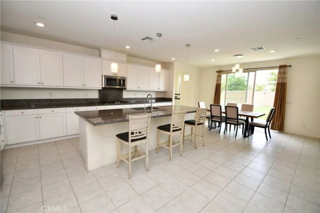 5367 Heitz Way, Fontana, CA 92336