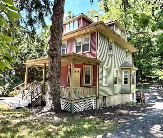 149 Fort Salonga Road, Northport, NY 11768