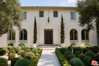 172 S McCadden Place, Los Angeles, CA 90004