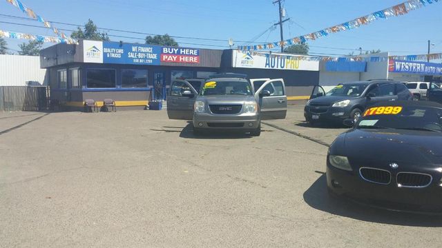 220 N Abby Street, Fresno, CA 93701