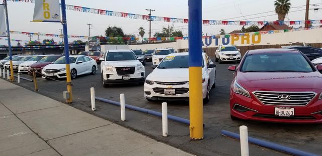 220 N Abby Street, Fresno, CA 93701