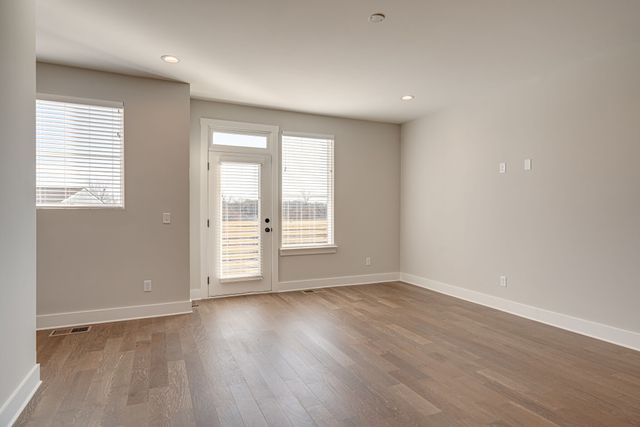 311 Becanni Ln, Nashville, TN 37209