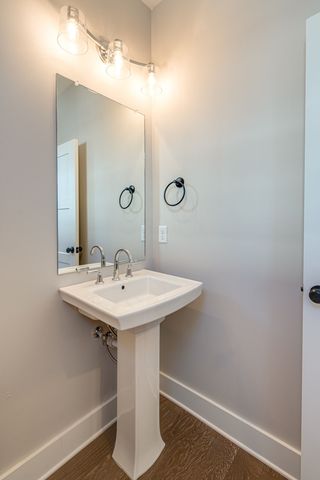 311 Becanni Ln, Nashville, TN 37209