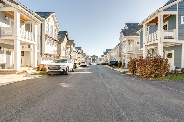 311 Becanni Ln, Nashville, TN 37209