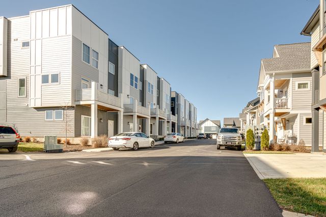 311 Becanni Ln, Nashville, TN 37209