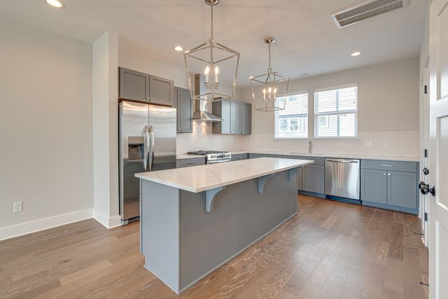 311 Becanni Ln, Nashville, TN 37209