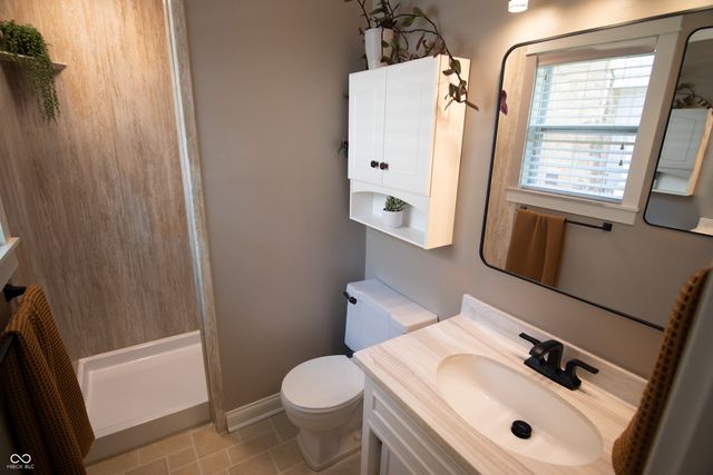 240 Bayview Drive, Cicero, IN 46034