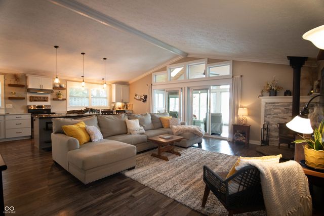 240 Bayview Drive, Cicero, IN 46034