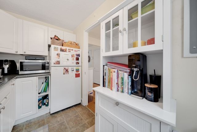 924 Massachusetts Ave 1, Arlington, MA 02476