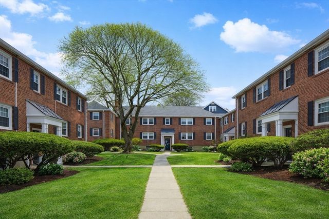 924 Massachusetts Ave 1, Arlington, MA 02476