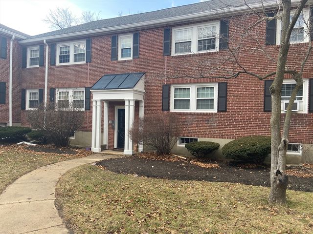 924 Massachusetts Ave 1, Arlington, MA 02476