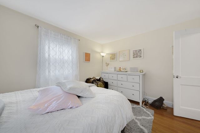 924 Massachusetts Ave 1, Arlington, MA 02476