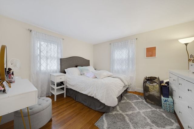 924 Massachusetts Ave 1, Arlington, MA 02476