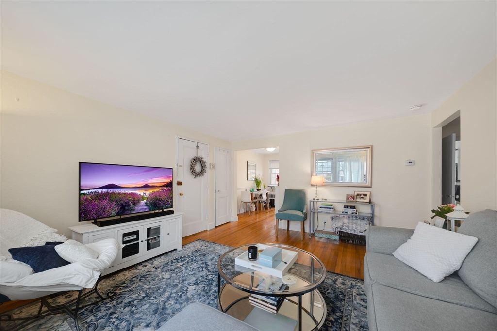 924 Massachusetts Ave 1, Arlington, MA 02476