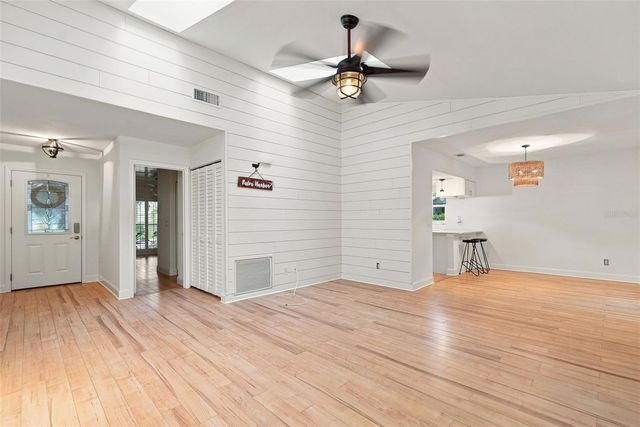 934 BERKLEY COURT N, Palm Harbor, FL 34684