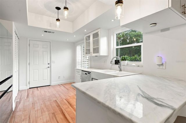 934 BERKLEY COURT N, Palm Harbor, FL 34684