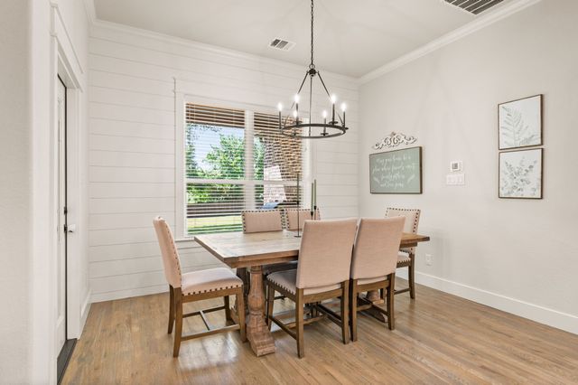 200 Clayton Xing, Springtown, TX 76082