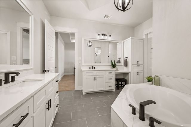 200 Clayton Xing, Springtown, TX 76082